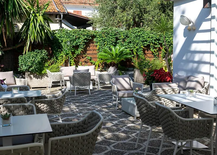 Hotel Helios Diano Marina